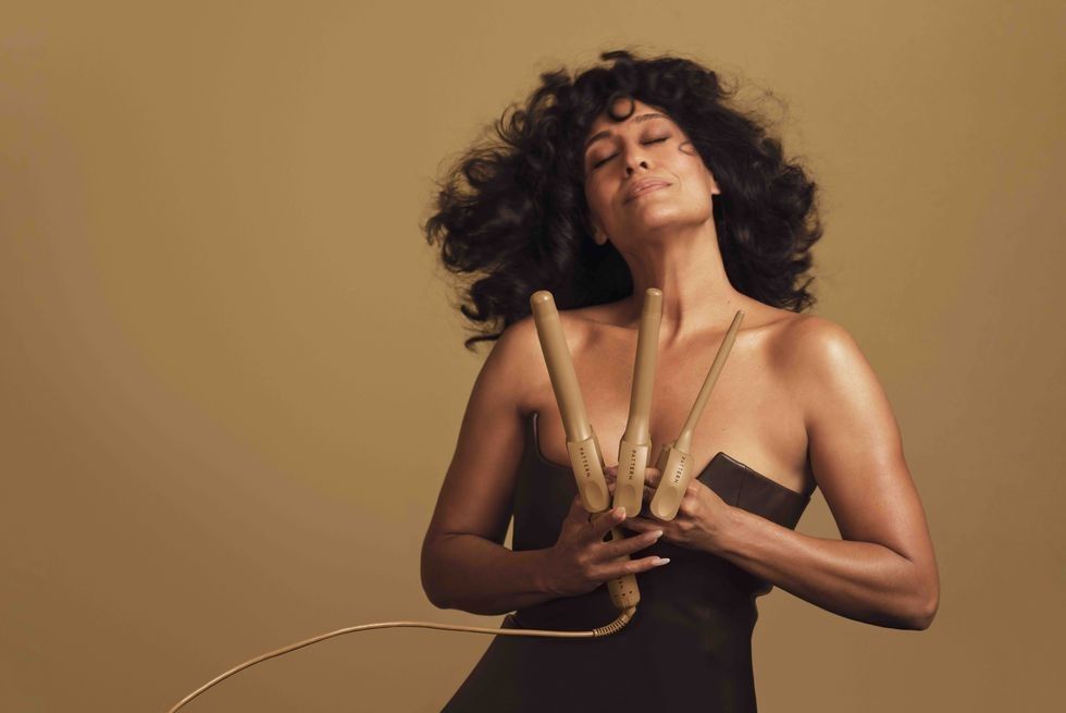 Tracee-Ellis-Ross-curling-iron-Pattern-Beauty