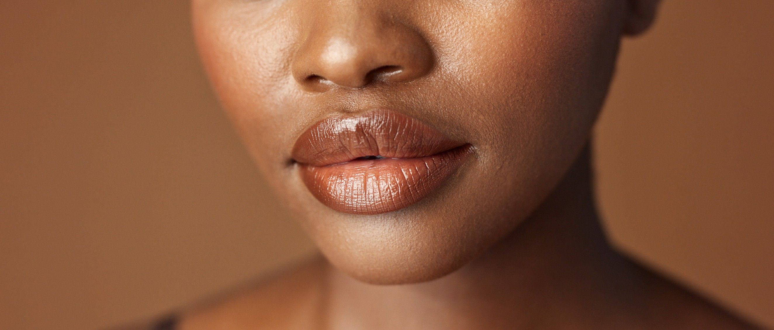 how-to-keep-lips-youthful-aging